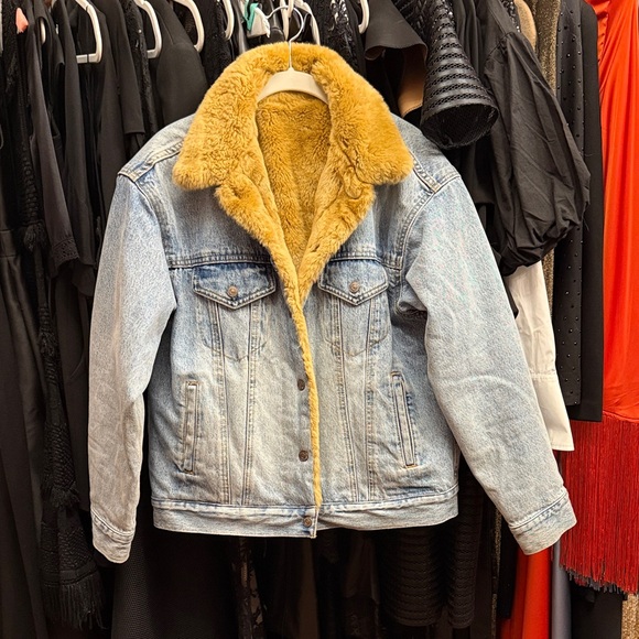 Levi's Jackets & Blazers - Levi's Light Blue Denim Jacket with Mustard Faux-Shearling Lining